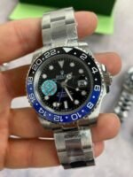 Rolex GMT Master II Black Dial Watch in Silver Chain Strap with Black/Blue Bezel - Image 2