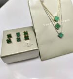 Van Cleef & Arpels Four Leaf Clover Green Necklace & Earrings Sets For Women's in Different Chain Colors - Image 2