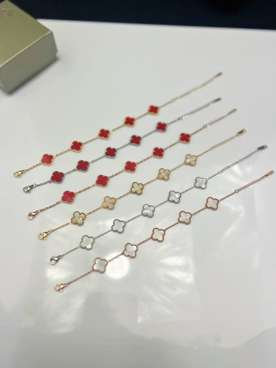 5062258544.jpg Van Cleef & Arpels Four Leaf Clover Bracelets in Different Colors For Women's - Image 1