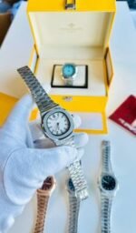 Patek Philippe Nautilus Dame White Dial Men's Watch - Image 2