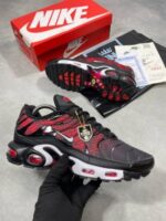 Nike TN Air Max Plus in Black/Red Color For Men's Trainers - Image 2
