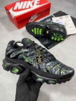 Nike Air Max Plus TN Neon Laser Men's Trainers - Image 2