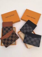 Louis Vuitton Card Holders For Men's in 2 Colors - Image 2