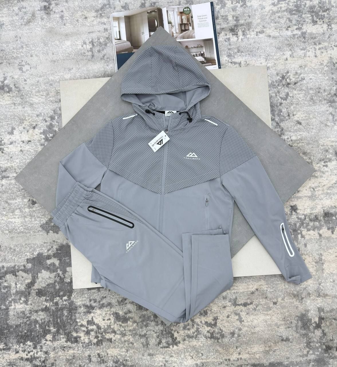 82ff4165-ef36-4fcd-be24-59d533abfb47 Aaa quality Trailberg tracksuits - Image 1