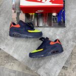 Aaa quality Nike 90s comes with box