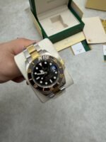 Replica Rolex Submariner Automatic Watch with Box & Papers - Image 3