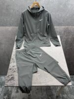 Nike Hooded Tracksuit | Windbreaker Tracksuit UK - Image 4