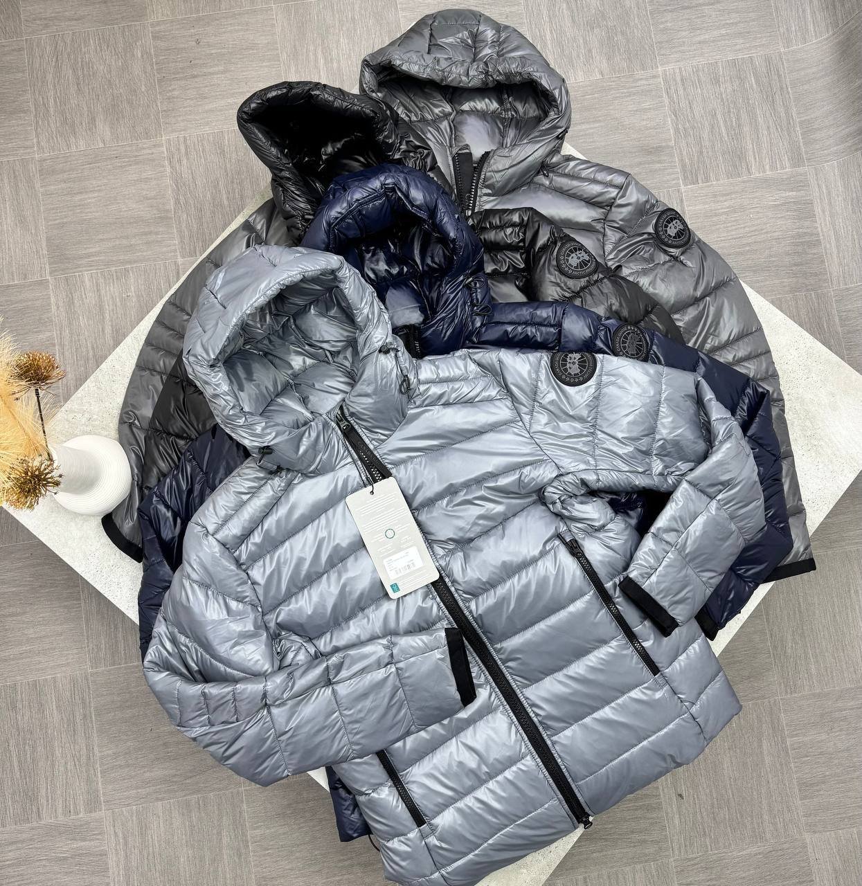 photo_5839128715068117813_y Canada Goose Crofton Packable Hoody Jacket | Canada Goose Puffer Jacket Replica - Image 1