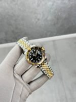 Rolex GMT-Master I "Bumblebee" Automatic Luxury Watch - Image 8
