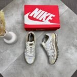 Nike Men's P-6000 Retro Running Shoes - Image 2