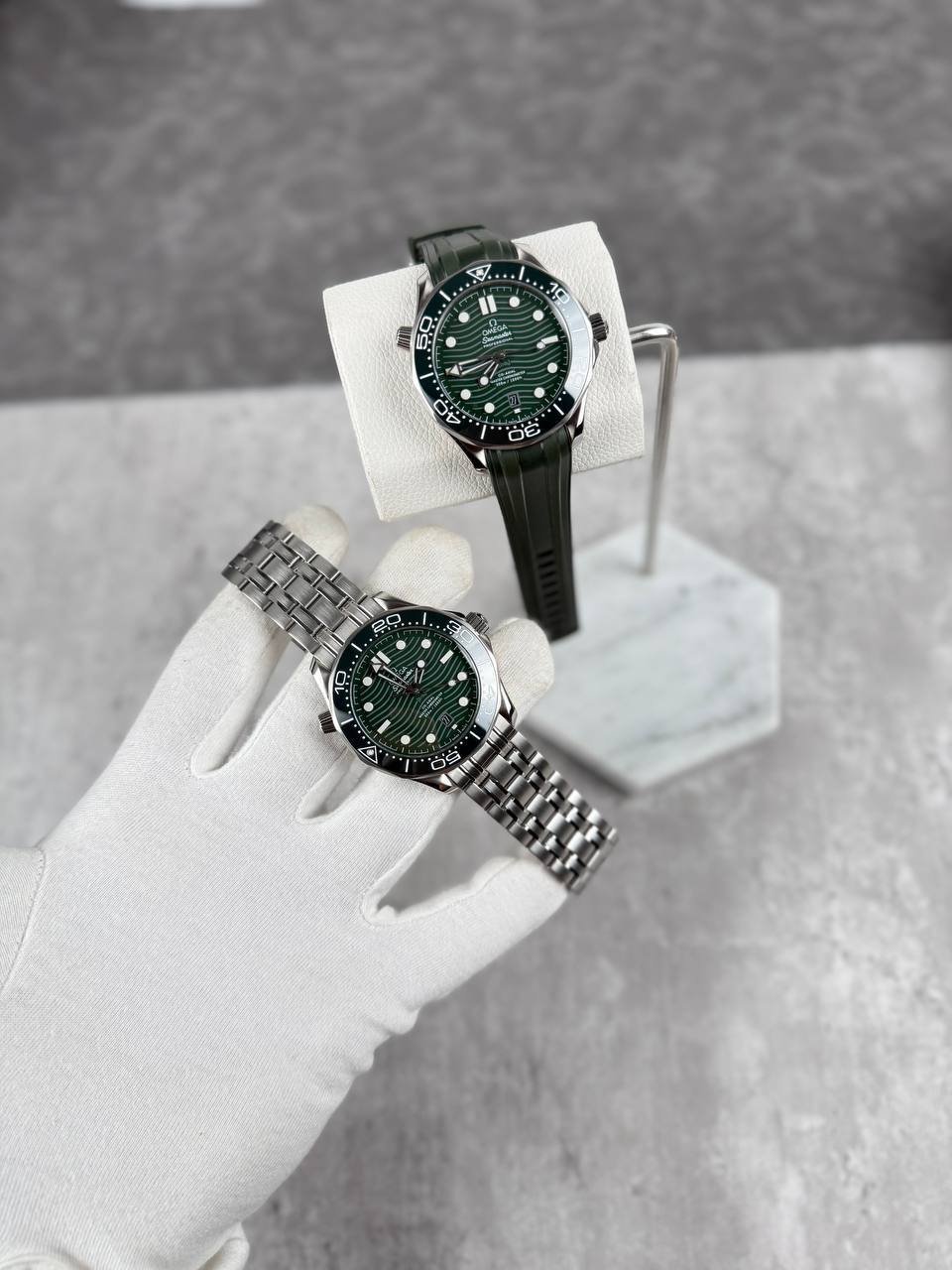 photo_5846085273597447942_y Omega Premium Automatic Watch Collection (Dual-Strap Set) - Image 1
