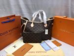 Louis Vuitton Neverfull MM Medium Tote Bag Set - Image 12