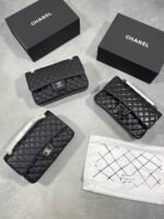 Chanel Classic Double Flap Shoulder Bag - Image 16