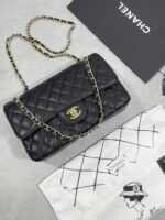 Chanel Classic Double Flap Shoulder Bag - Image 6