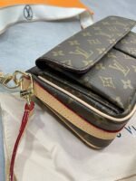 Louis Vuitton Monogram Multi-Pocket Crossbody Bag - Image 3