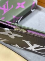 Louis Vuitton Pichette Voyage Toiletry 26 Monogram Giant Pouch - Image 6