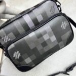 Men's Louis Vuitton Messenger Bag Collection - Image 9